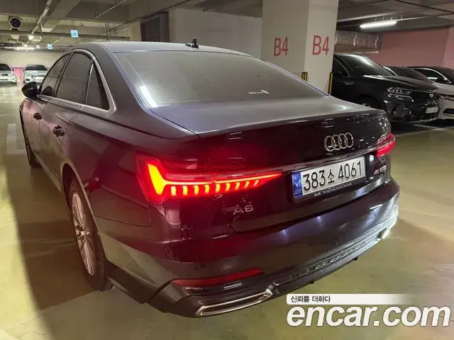 Audi A6 2021 — Фото 1/20
