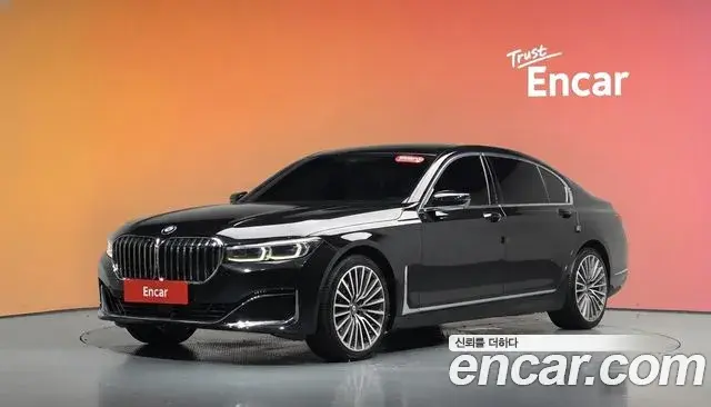 BMW 7 Series 2020 — Фото 1/20