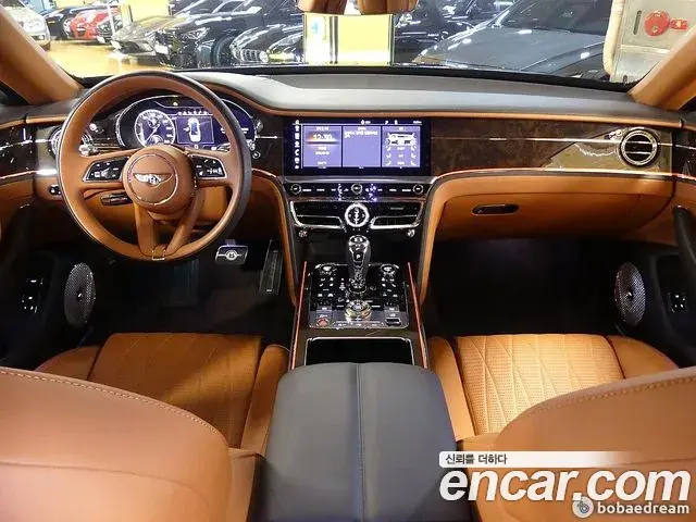 Bentley Flying Spur 2022 — Photo 7/20