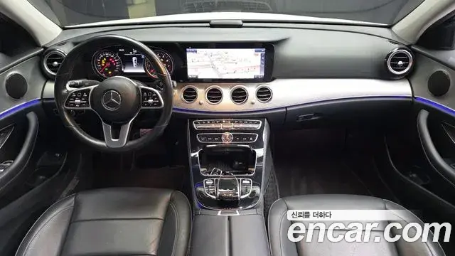 Mercedes-Benz E-Class 2019 — Фото 7/20