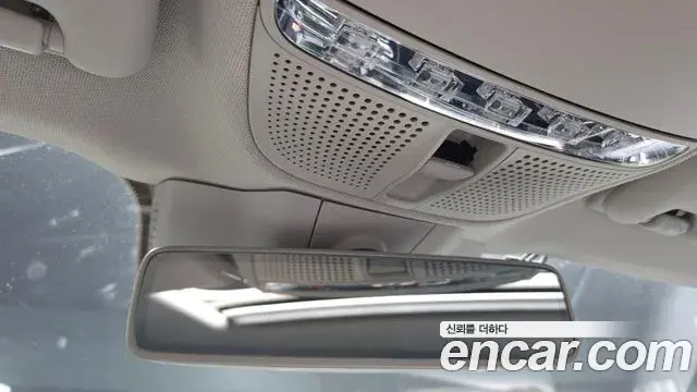 Mercedes-Benz E-Class 2019 — Фото 17/20