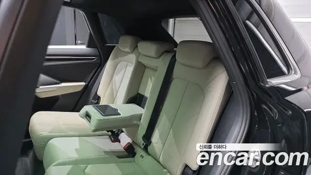 Audi Q3 2022 — Фото 11/20