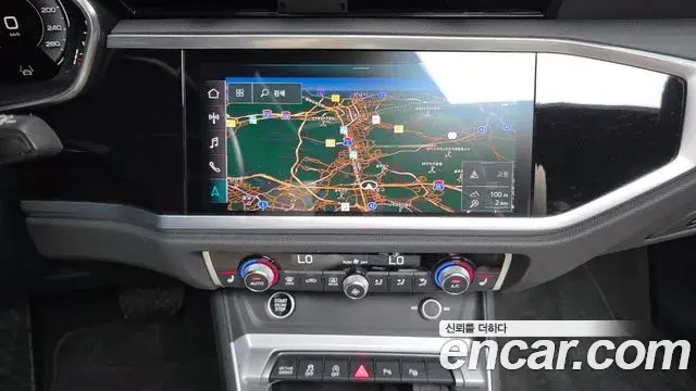 Audi Q3 2022 — Фото 12/20