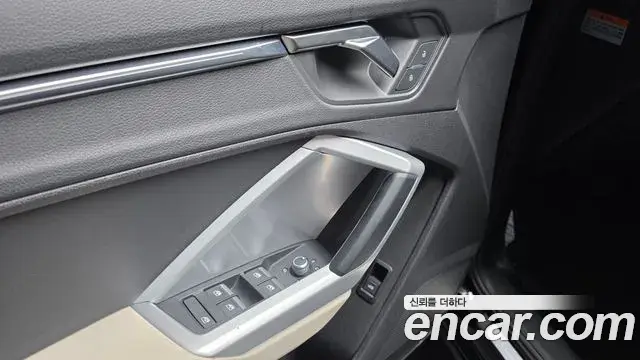 Audi Q3 2022 — Фото 17/20