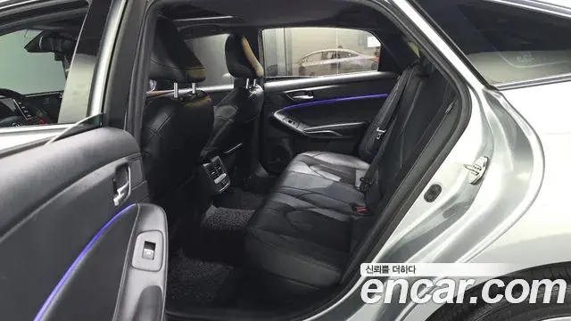Toyota Avalon 2020 — Şəkil 9/31