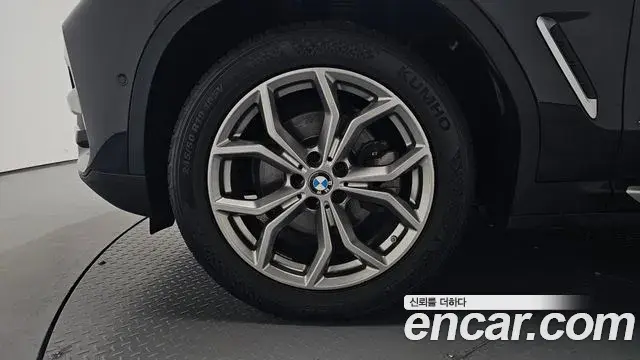 BMW X3 2018 — Фото 5/20