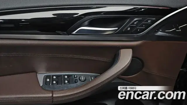 BMW X3 2018 — Фото 18/20
