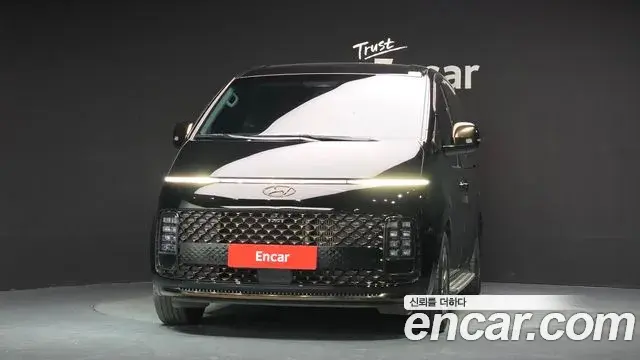 Hyundai Staria 2024 — Фото 3/20