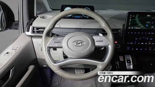 Hyundai Staria 2024 — Фото 13/20