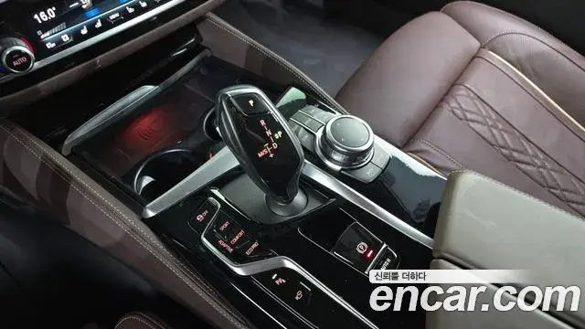 BMW 5 Series 2022 — Фото 9/20