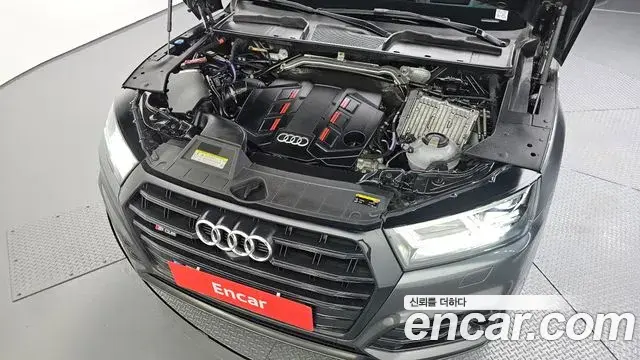 Audi Q5 2020 — Фото 6/20