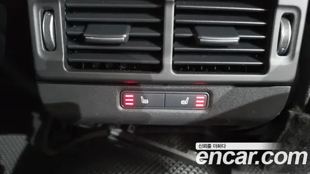 Land Rover Range Rover Evoque 2019 — Фото 12/20
