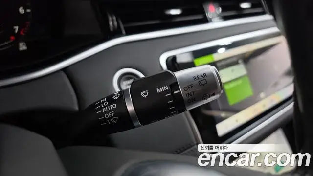 Land Rover Range Rover Evoque 2019 — Photo 24/34