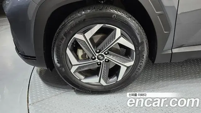 Hyundai The New Tucson 2021 — Фото 5/20