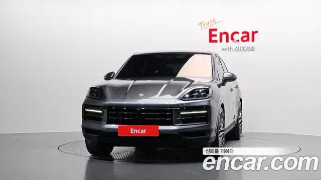 Porsche Cayenne 2025 — Фото 3/20