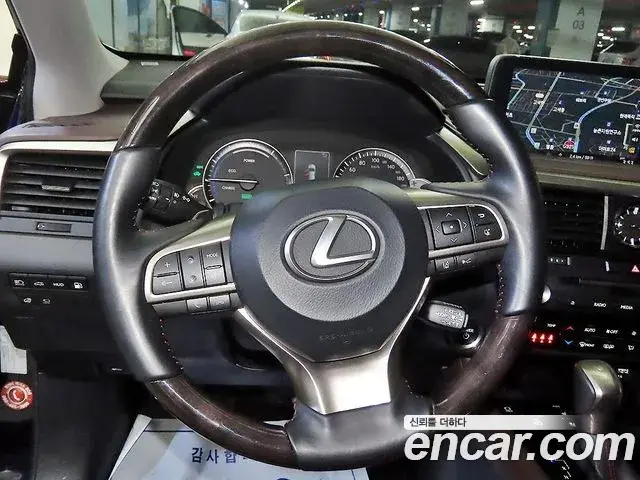 Lexus RX450h 2022 — Фото 6/20