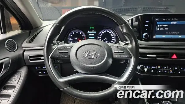 Hyundai Sonata 2021 — Фото 13/20
