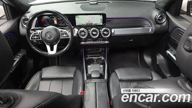 Mercedes-Benz GLB-Class 2021 — Фото 7/20