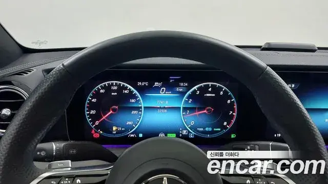 Mercedes-Benz E-Class 2023 — Фото 7/20