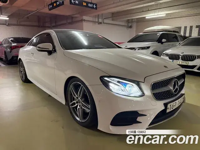 Mercedes-Benz E-Class 2018 — Фото 19/19
