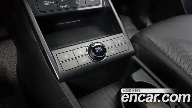 Hyundai Kona 2023 — Фото 20/20