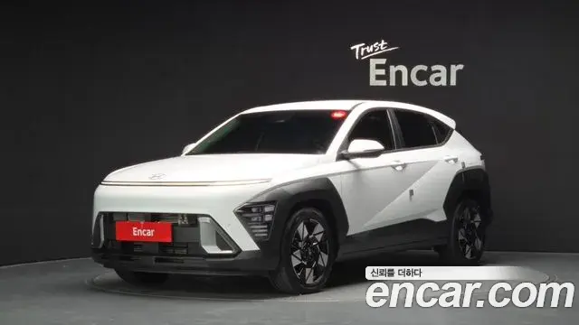 Hyundai Kona 2024 — Фото 10/16