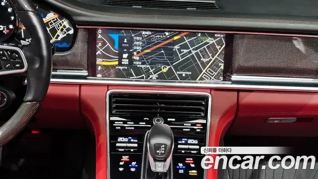 Porsche Panamera 2020 — Фото 15/20