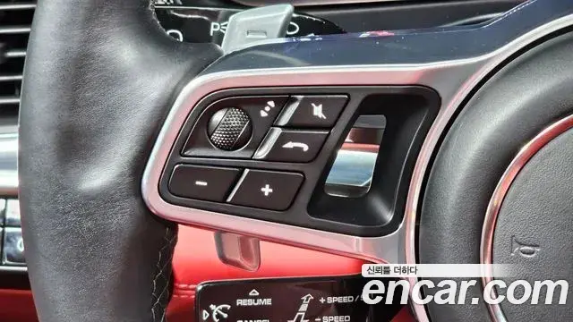 Porsche Panamera 2020 — Фото 17/20
