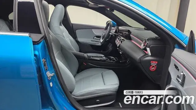 Mercedes-Benz CLA-Class 2025 — Фото 11/20