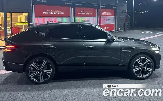 Genesis GV80 Coupe 2023 — Photo 8/19