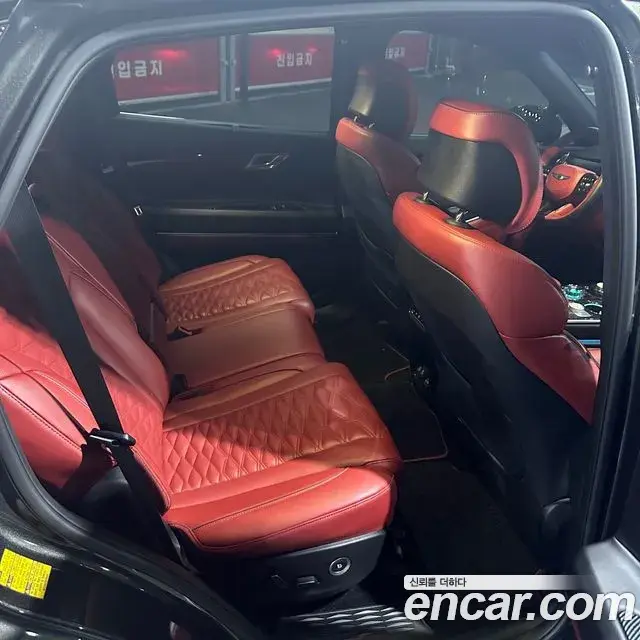 Genesis GV80 Coupe 2023 — Photo 9/19