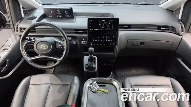 Hyundai Staria 2021 — Photo 7/20