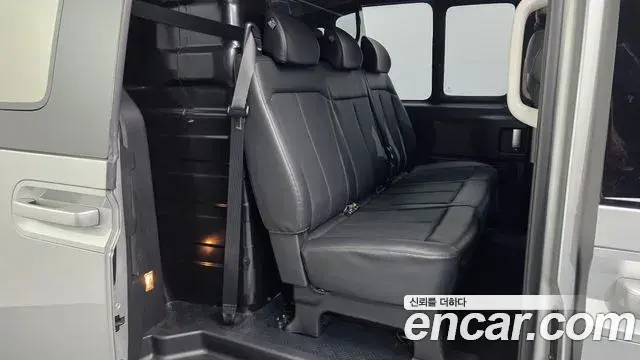 Hyundai Staria 2021 — Photo 11/20