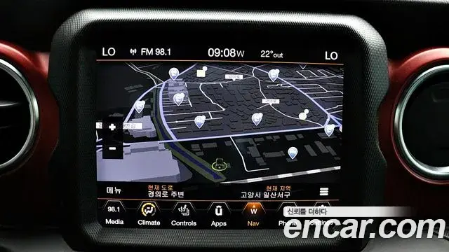 Jeep Wrangler 2022 — Фото 13/20