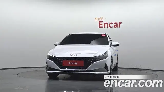 Hyundai Avante 2021 — Фото 2/20