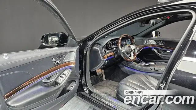 Mercedes-Benz S-Class 2018 — Фото 10/20