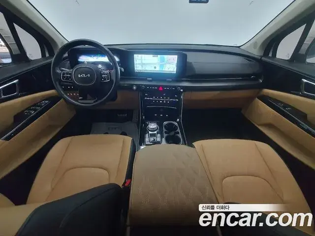 Kia Carnival 2021 — Фото 5/20