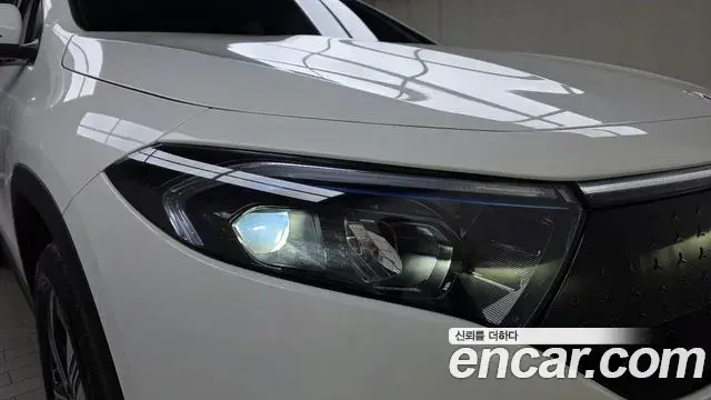 Mercedes-Benz EQA 2025 — Photo 13/31