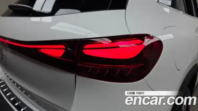 Mercedes-Benz EQA 2025 — Photo 26/31