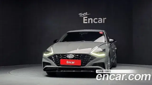 Hyundai Sonata 2019 — Фото 2/20