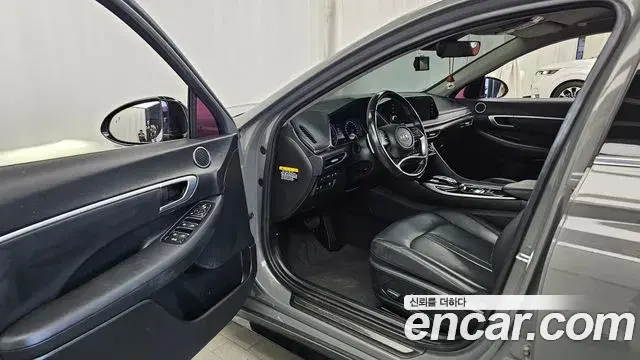 Hyundai Sonata 2019 — Фото 8/20