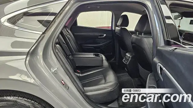 Hyundai Sonata 2019 — Фото 11/20