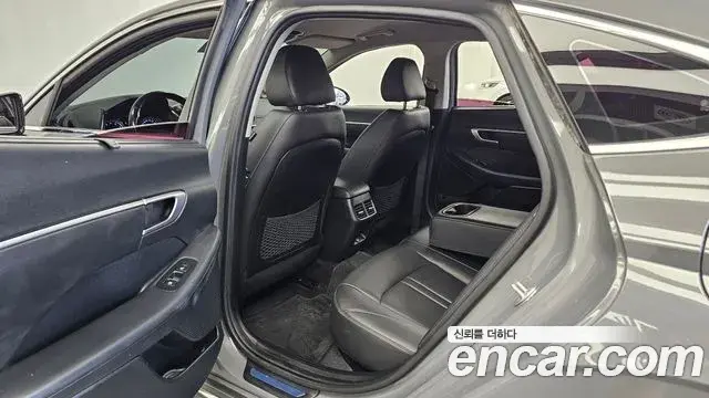 Hyundai Sonata 2019 — Фото 12/20