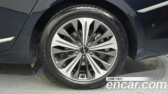 Kia K8 2023 — ფოტო 19/42