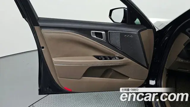 Kia K8 2023 — ფოტო 31/42