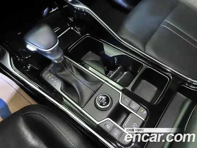 Kia Sorento 2020 — Фото 12/20