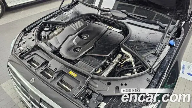 Mercedes-Benz S-Class 2022 — Фото 6/20