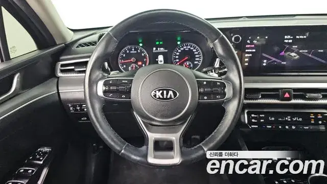 Kia K5 2021 — Фото 13/20