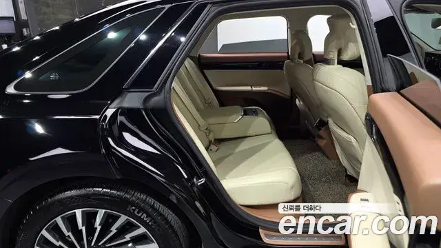 Hyundai Grandeur 2022 — Фото 11/20