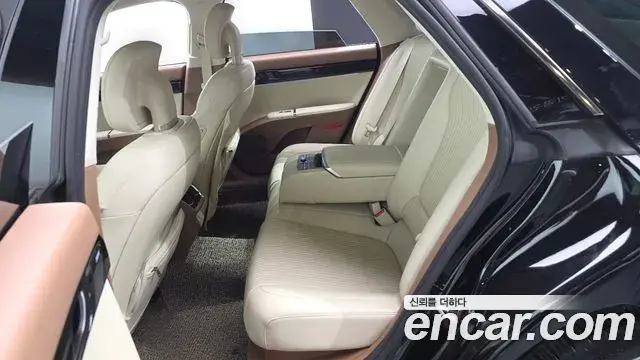 Hyundai Grandeur 2022 — Фото 12/20